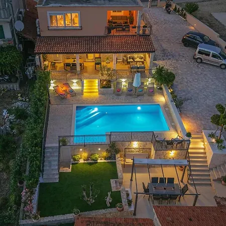 3 Bedroom Lovely In Daire