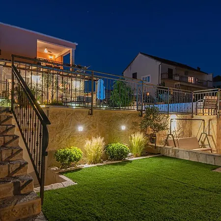 3 Bedroom Lovely In Vrpolje