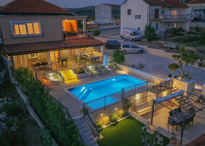 3 Bedroom Lovely In *